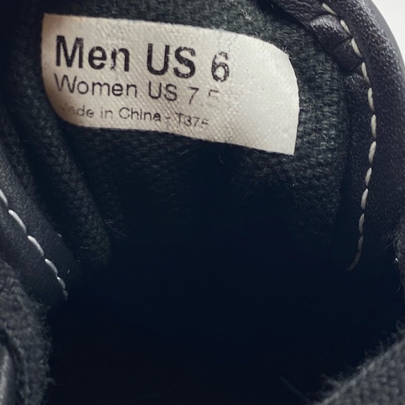 Vans black leather authentic womens 7.5 - Picture 6 of 6